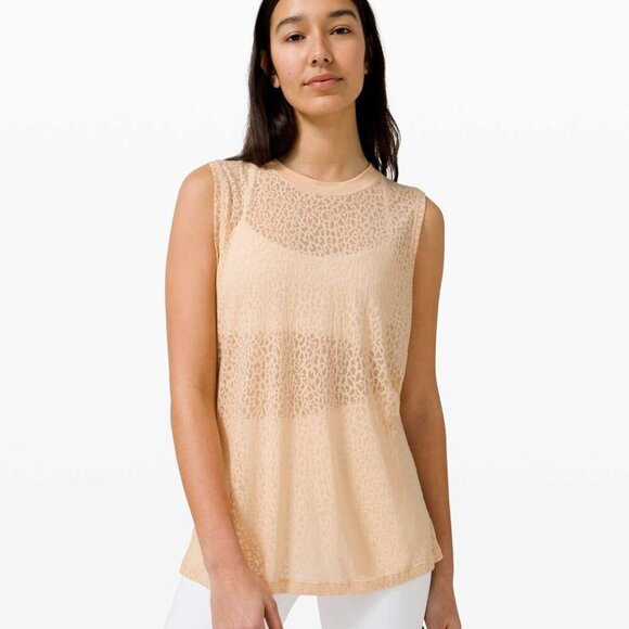 Lululemon All Yours Tank Veil - Size 8 - Picture 1 of 9